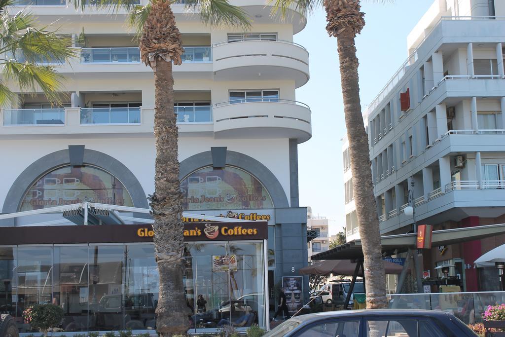 Mama Seaside Apartment Larnaka Exterior foto